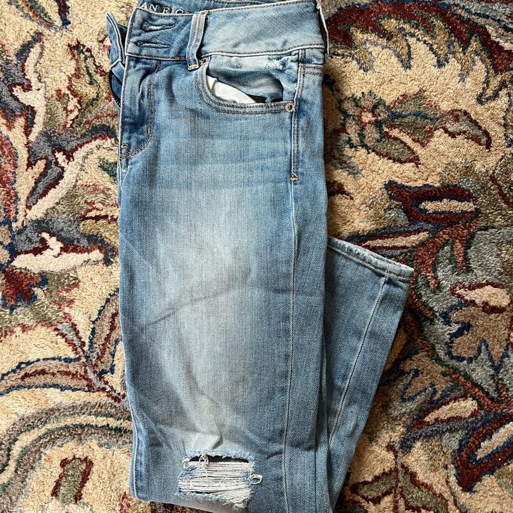 American Eagle Artisan Crop Jeans